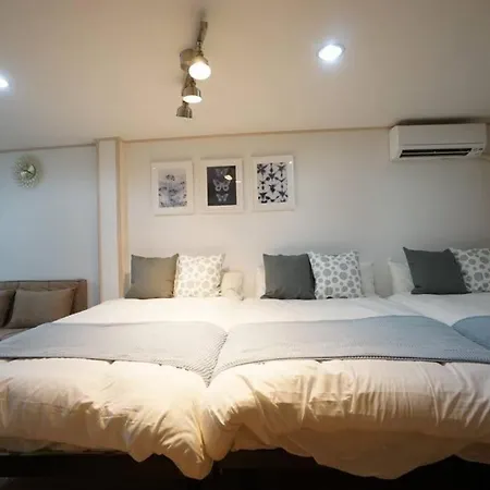 Apartment House White Mansion 201 大阪 外观 照片